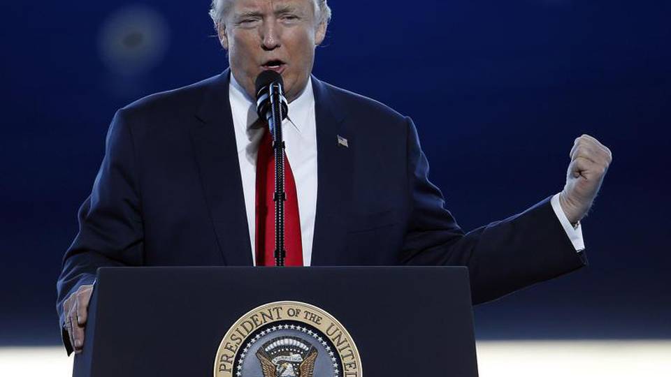 #JesuisIkea, l'ironia del web su Trump #JesuisIkea, l'ironia del web su Trump