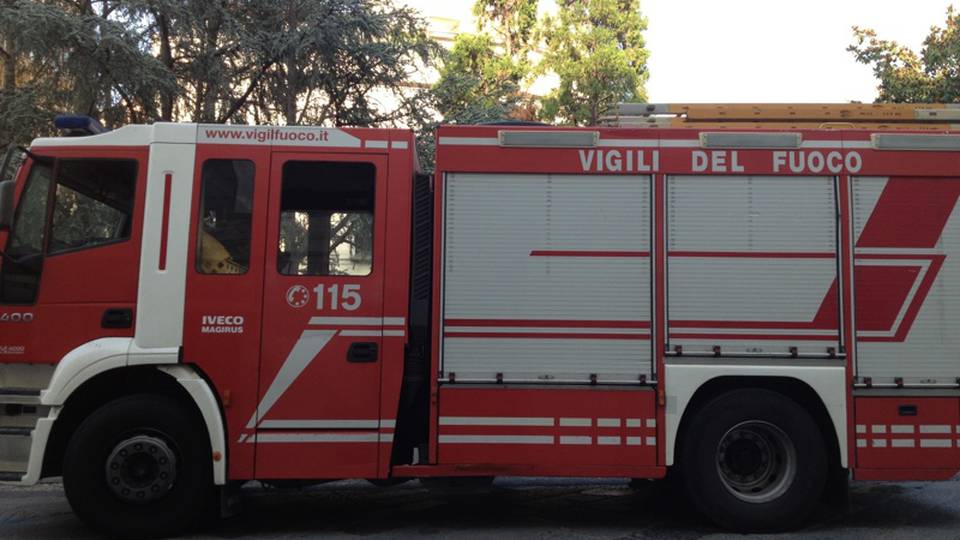 Esplosione fa crollare casa, 2 feriti Esplosione fa crollare casa, 2 feriti