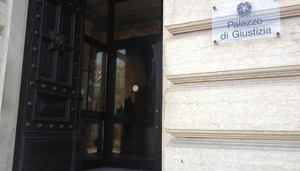 Prof discriminata, confermata condanna