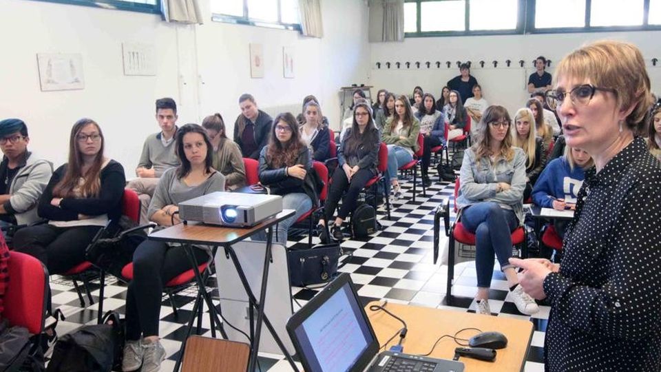 «Così prepariamo i nuovi infermieri» L’open day al corso «Così prepariamo i nuovi infermieri» L’open day al corso