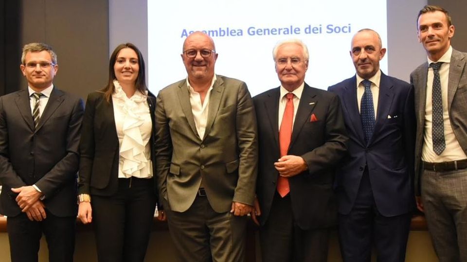 I soci Confindustria votano, Lorenzo Riva è il presidente I soci Confindustria votano, Lorenzo Riva è il presidente