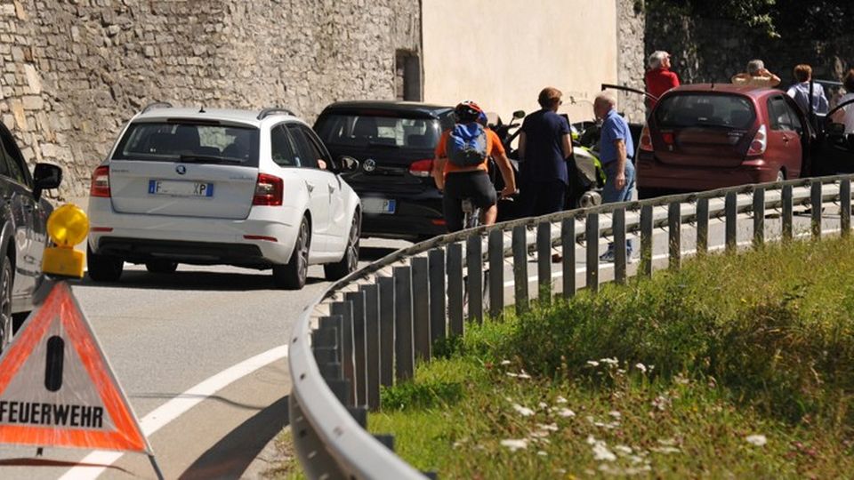 Frontalieri, domani strada aperta. Polemiche sugli “aiuti” Frontalieri, domani strada aperta. Polemiche sugli “aiuti”