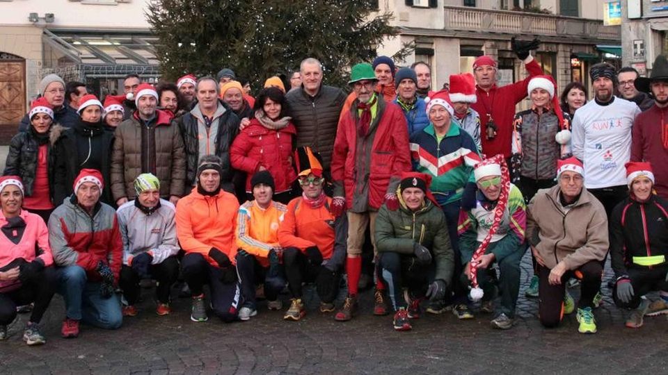 Tradizione rispettata, a Sondrio quaranta runner alla corsa di fine anno Tradizione rispettata, a Sondrio quaranta runner alla corsa di fine anno