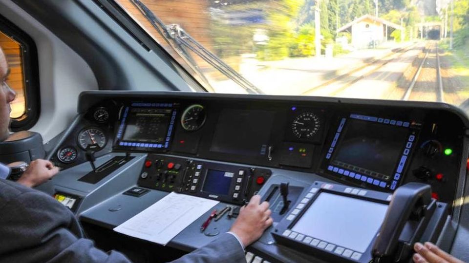 Treni nuovi: «Chiediamoli per la Valle» Treni nuovi: «Chiediamoli per la Valle»