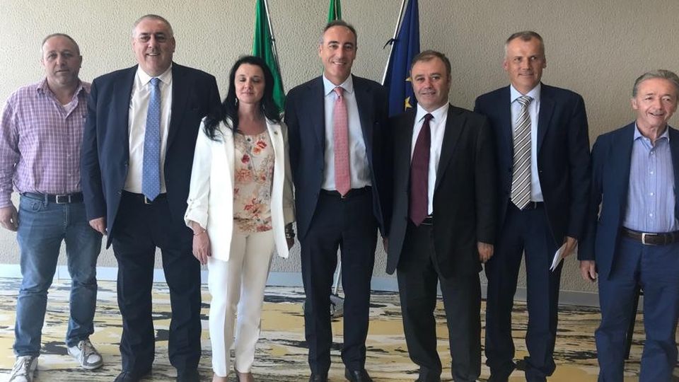 Sanità, c’è chi chiede di stare con Sondrio «In Alto Lario la situazione è migliorata» Sanità, c’è chi chiede di stare con Sondrio «In Alto Lario la situazione è migliorata»