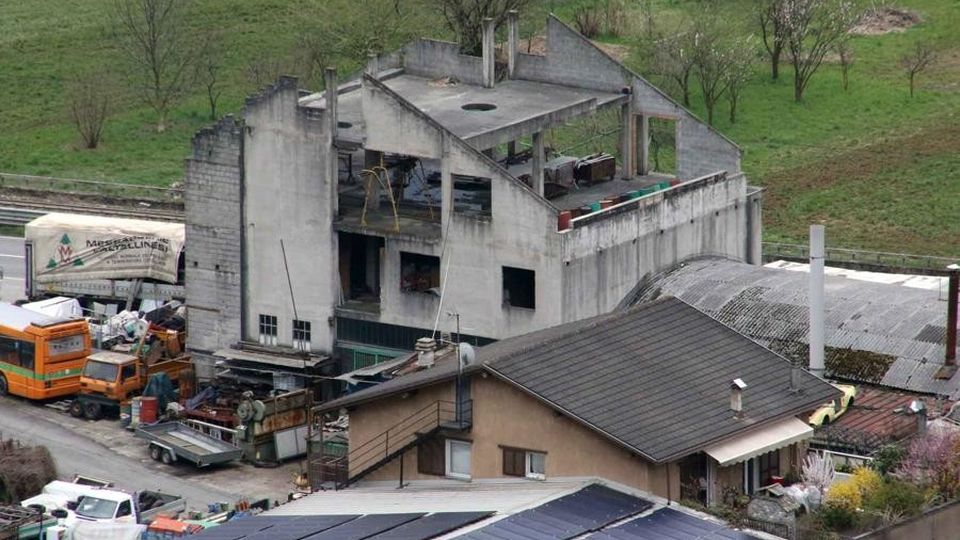 Vendita dello stabile sulla via Stelvio, il Comune di Montagna ci riprova Vendita dello stabile sulla via Stelvio, il Comune di Montagna ci riprova