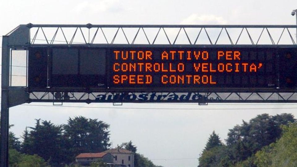 Autostrade: da oggi torna il Tutor Ecco su quali tratte Autostrade: da oggi torna il Tutor Ecco su quali tratte