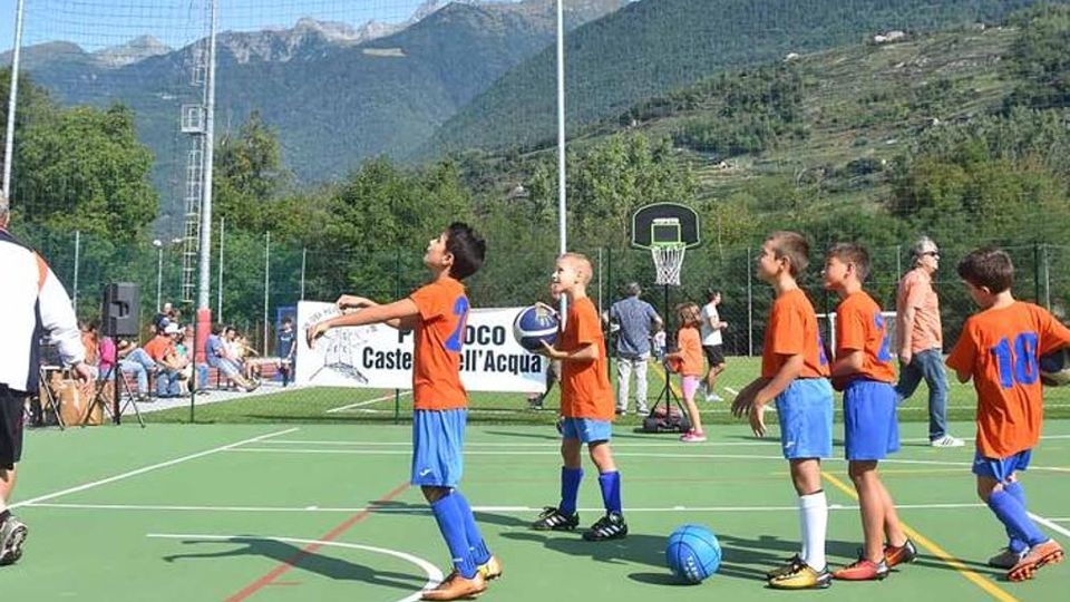 La prima partita al centro multisport «Esaudito un sogno» La prima partita al centro multisport «Esaudito un sogno»