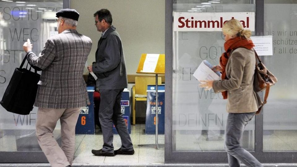 Elezioni Svizzera, vince l’onda verde I frontalieri fanno meno paura Elezioni Svizzera, vince l’onda verde I frontalieri fanno meno paura