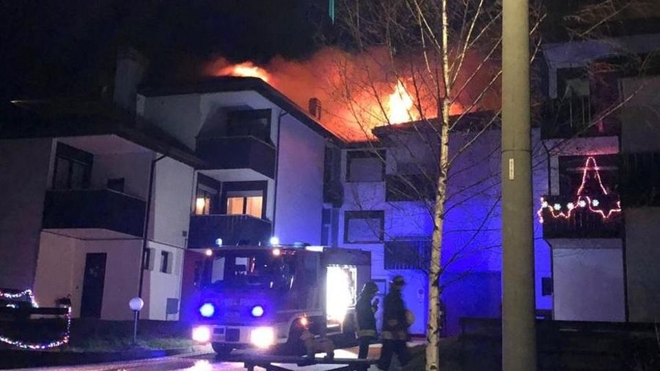 Sondalo si stringe attorno ai 23 evacuati Sondalo si stringe attorno ai 23 evacuati