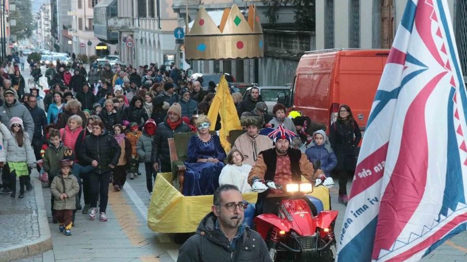 Sondio, il programma del Carnevale Sfilata dei carri il 24 febbraio Sondio, il programma del Carnevale Sfilata dei carri il 24 febbraio