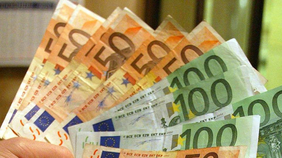 Eurozona: conferma Pil +0,2% IV trimestre, Italia e Grecia ultime Eurozona: conferma Pil +0,2% IV trimestre, Italia e Grecia ultime