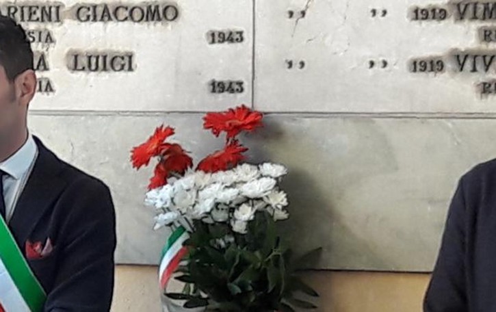 Un 25 Aprile speciale, posata una targa dedicata a Morbegno