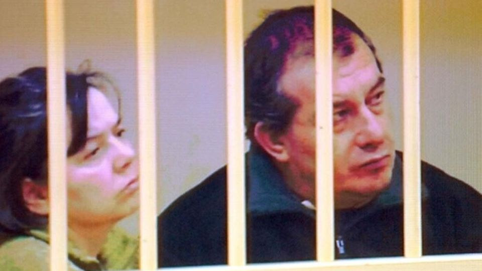 Strage di Erba, la Corte di Assise dice no a nuovi accertamenti Strage di Erba, la Corte di Assise dice no a nuovi accertamenti