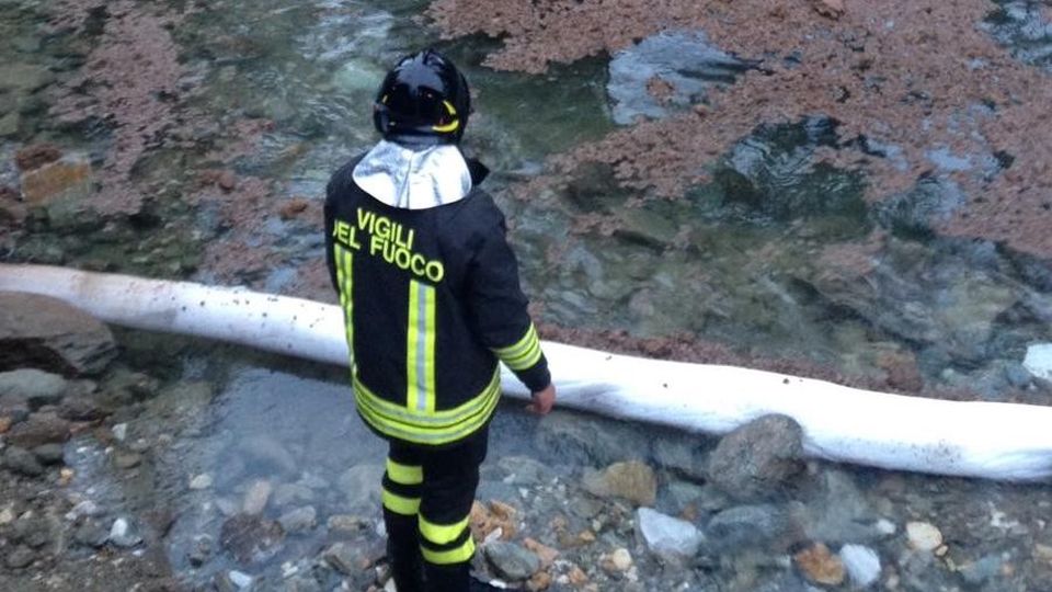 Gasolio nel torrente, un vero rebus «I privati si oppongono ai carotaggi» Gasolio nel torrente, un vero rebus «I privati si oppongono ai carotaggi»