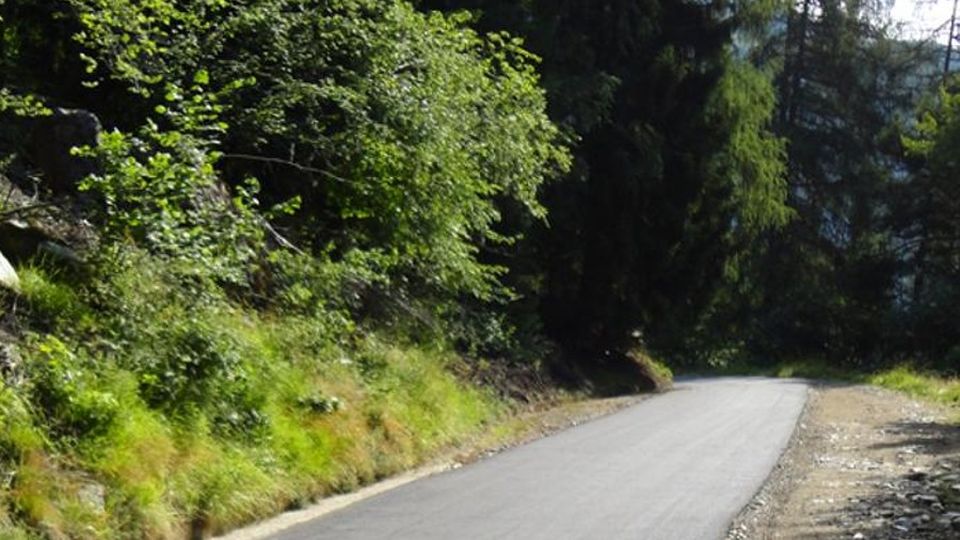Ligari-Rolla, strada asfaltata e buche sistemate Ligari-Rolla, strada asfaltata e buche sistemate