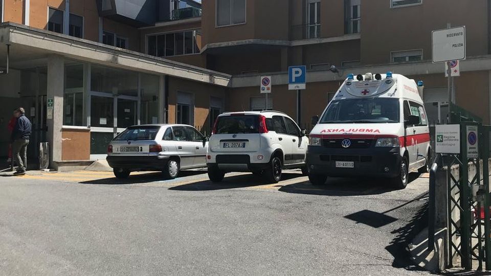 Chiavenna, autorimessa per le ambulanze in arrivo Chiavenna, autorimessa per le ambulanze in arrivo