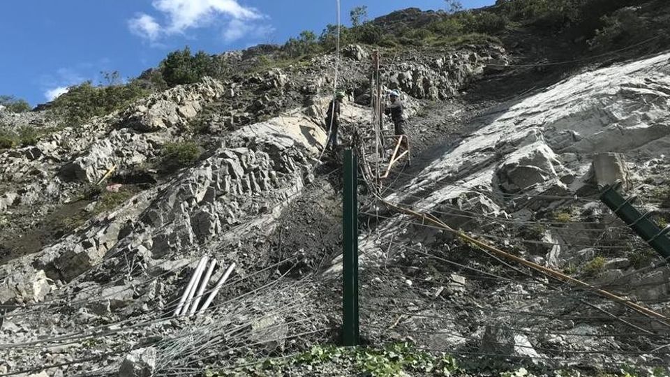 Strada per lo Stelvio, da oggi traffico ok dalle 6,30 alle 8 e dalle 18 alle 19,30 Strada per lo Stelvio, da oggi traffico ok dalle 6,30 alle 8 e dalle 18 alle 19,30