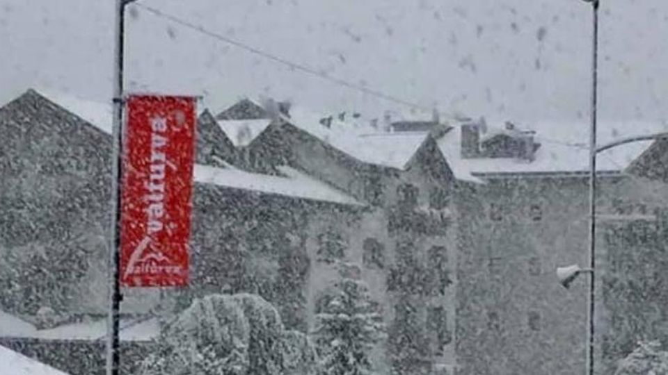 Come da copione: alla prima neve Santa Caterina è isolata Come da copione: alla prima neve Santa Caterina è isolata