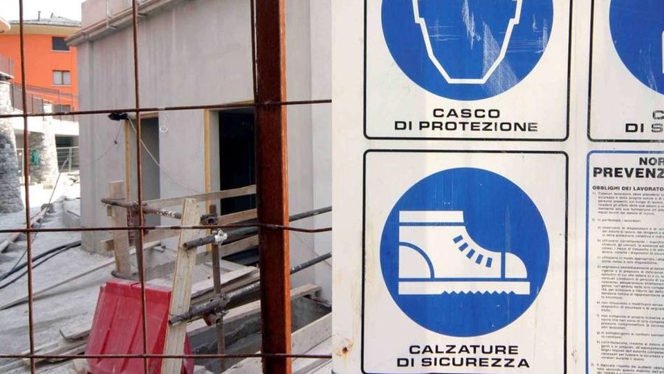 Infortuni, in 10 vigilano sui cantieri Infortuni, in 10 vigilano sui cantieri