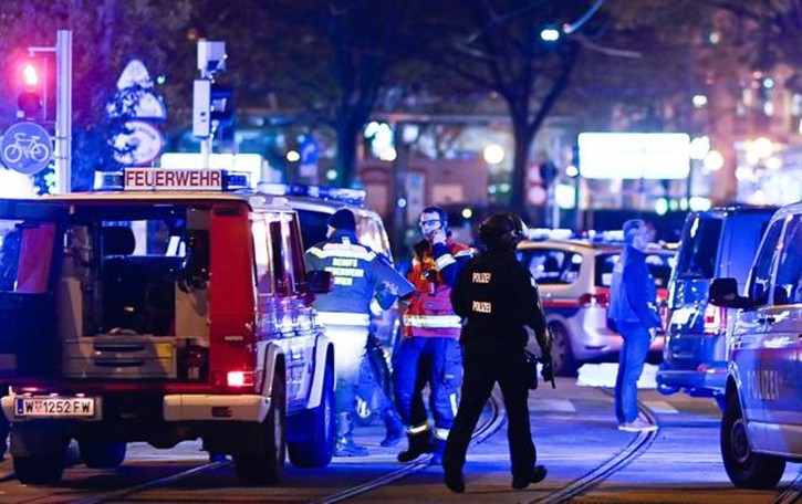 Attacco terroristico a Vienna Morti e feriti vicino alla Sinagoga