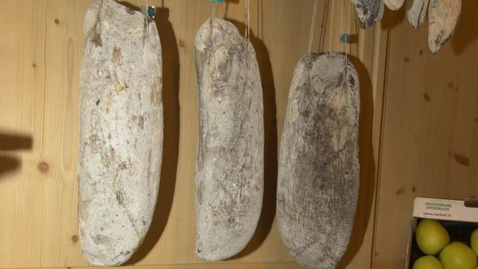 Viene a comprare la bresaola Lecchese multato: 533 euro Viene a comprare la bresaola Lecchese multato: 533 euro