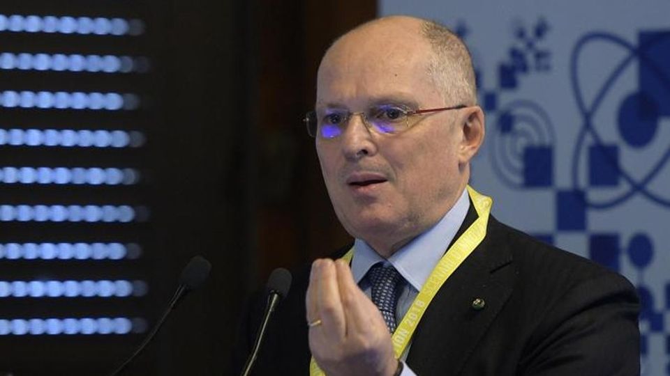 Riccardi: «Le Regioni proclamino dei lockdown cittadini» Riccardi: «Le Regioni proclamino dei lockdown cittadini»