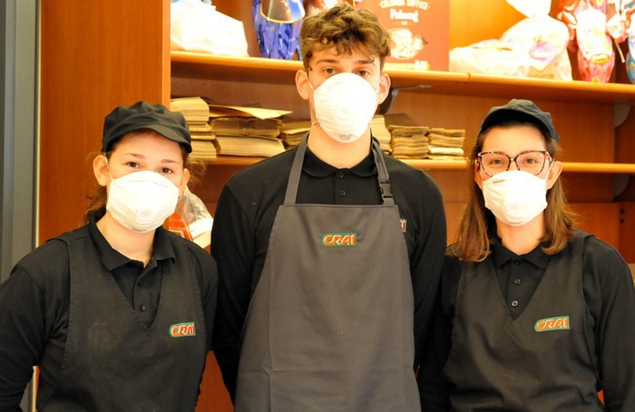 apertura negozio alimentari minimarket fratelli sala a somaggia di samolaco