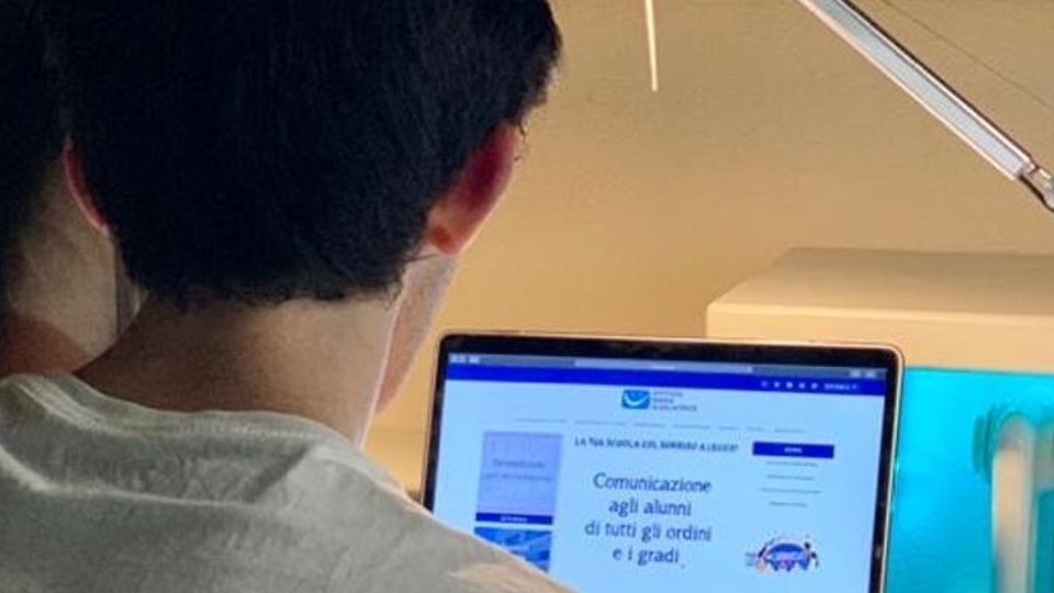 Coronavirus e scuola Quest’anno tutti promossi Due scenari per gli esami Coronavirus e scuola Quest’anno tutti promossi Due scenari per gli esami