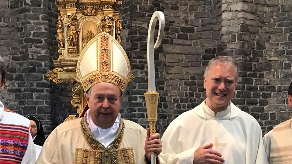 Il vescovo: «Don Renato vero uomo di Dio. Esempio per tutti» Il vescovo: «Don Renato vero uomo di Dio. Esempio per tutti»