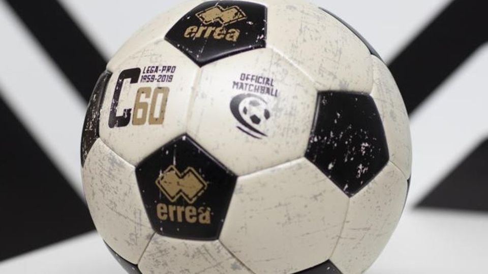 Coronavirus, l’esperto «Calcio? Non darei l’ok» Coronavirus, l’esperto «Calcio? Non darei l’ok»