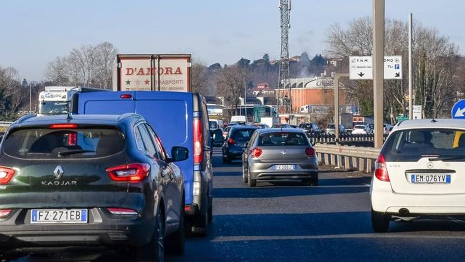 Spostamenti tra Regioni Possibili dal 3 giugno Spostamenti tra Regioni Possibili dal 3 giugno