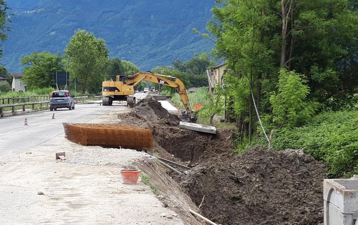 «Ponte del Passo, colpa dell’Anas» Protesta per l’ennesimo ritardo