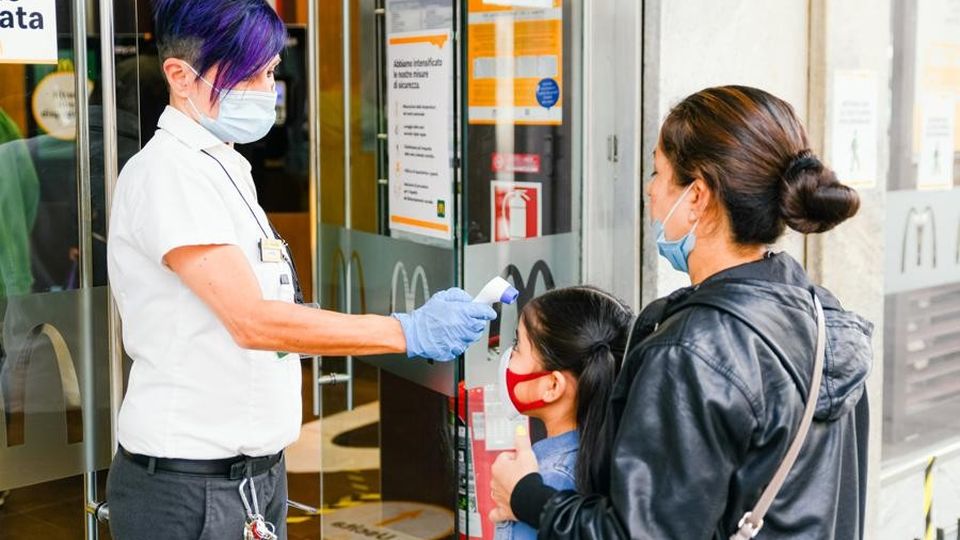 Coronavirus, il punto di Regione Lombardia A Como 9 tamponi positivi, a Lecco 3, a Sondrio 7 Coronavirus, il punto di Regione Lombardia A Como 9 tamponi positivi, a Lecco 3, a Sondrio 7