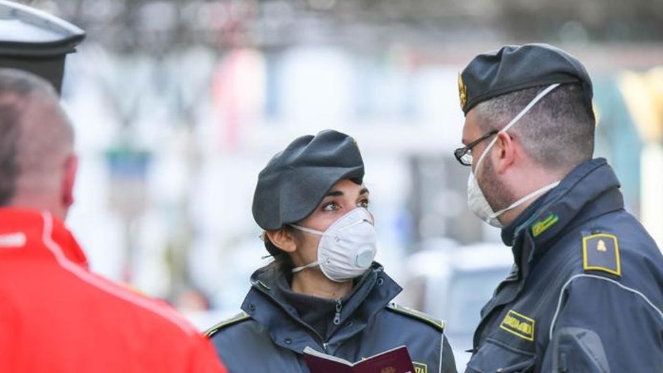 Ora è ufficiale La Svizzera annuncia riapertura della frontiera Ora è ufficiale La Svizzera annuncia riapertura della frontiera