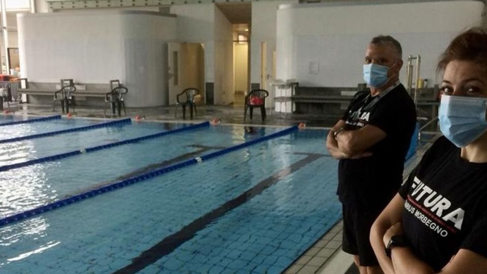 Primo giorno di piscina a Morbegno e Livigno Primo giorno di piscina a Morbegno e Livigno