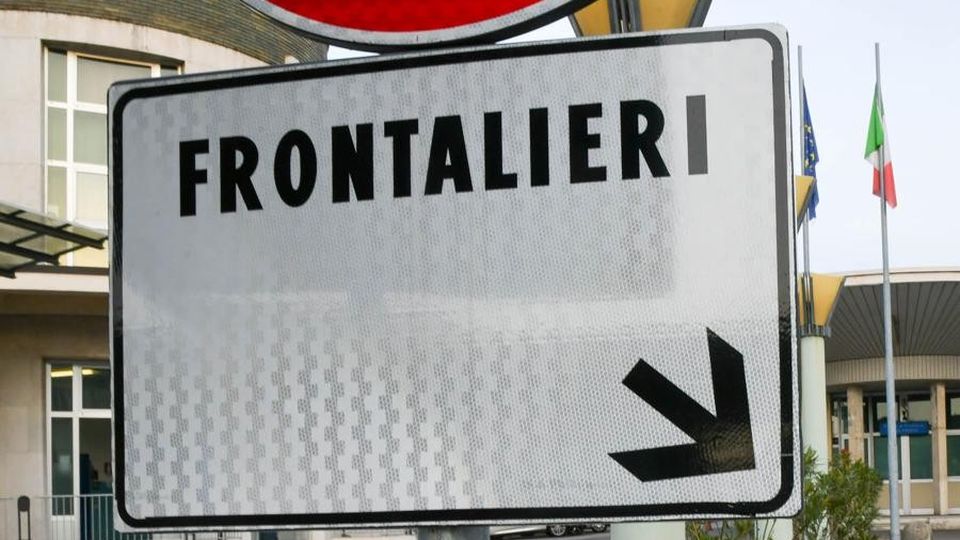 La libera circolazione è salva Gli svizzeri bocciano lo stop La libera circolazione è salva Gli svizzeri bocciano lo stop