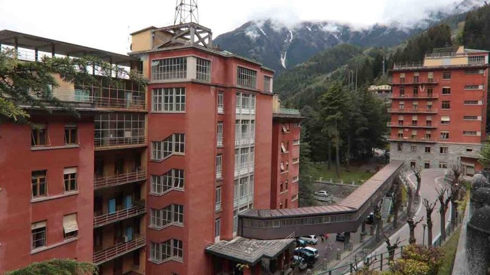 Mancano 50 infermieri Reparti accorpati al Morelli Mancano 50 infermieri Reparti accorpati al Morelli