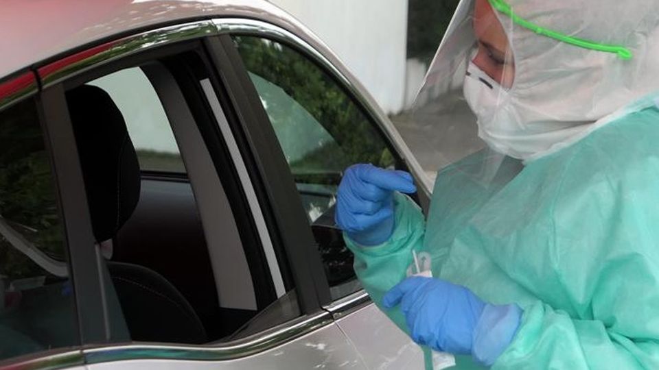 Casi in aumento Il rischio è rosso Casi in aumento Il rischio è rosso