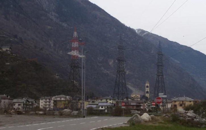 Giù 100 tralicci nel Tiranese Terna annuncia la partenza