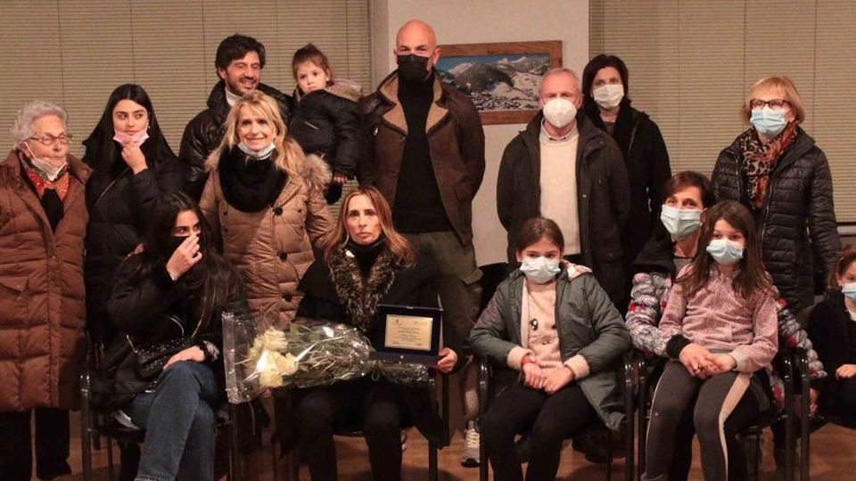 Dal video sul virus alla malattia vera Elena Farina è la “Donna dell’anno” Dal video sul virus alla malattia vera Elena Farina è la “Donna dell’anno”