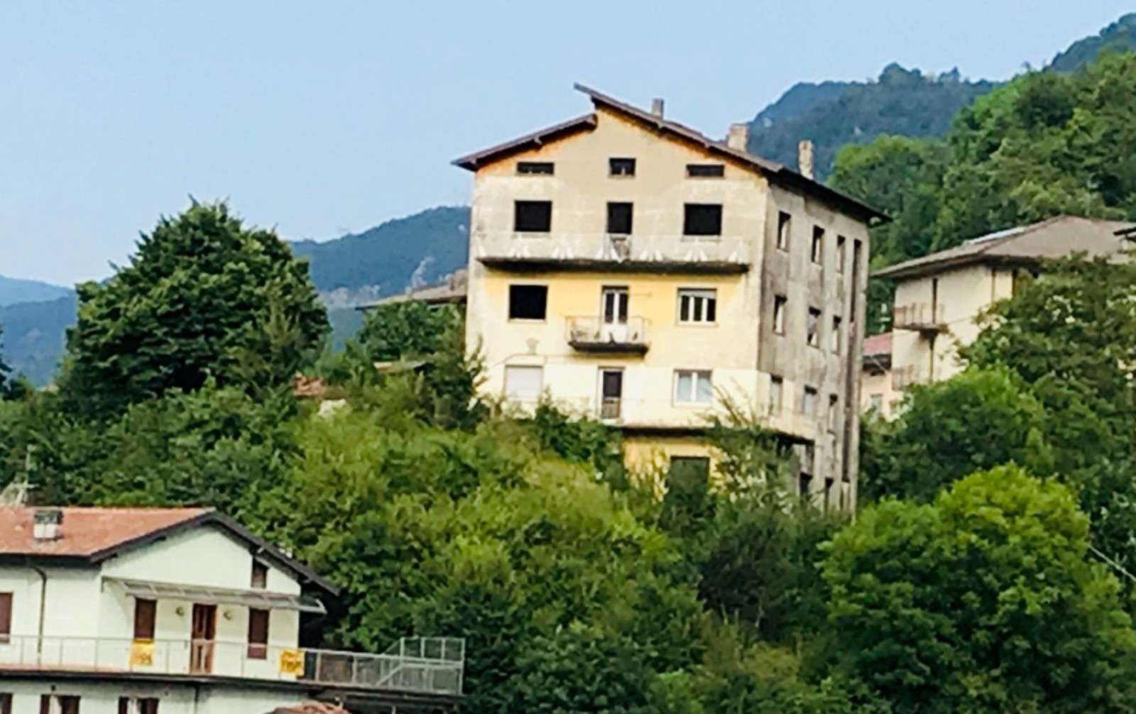 Appello degli architetti, segnalate aree e immobili in degrado per il loro recupero