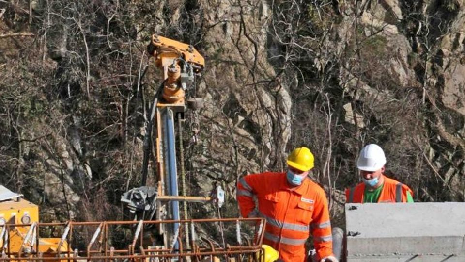 Le costruzioni trainano l’economia «Ma pochi addetti» Le costruzioni trainano l’economia «Ma pochi addetti»