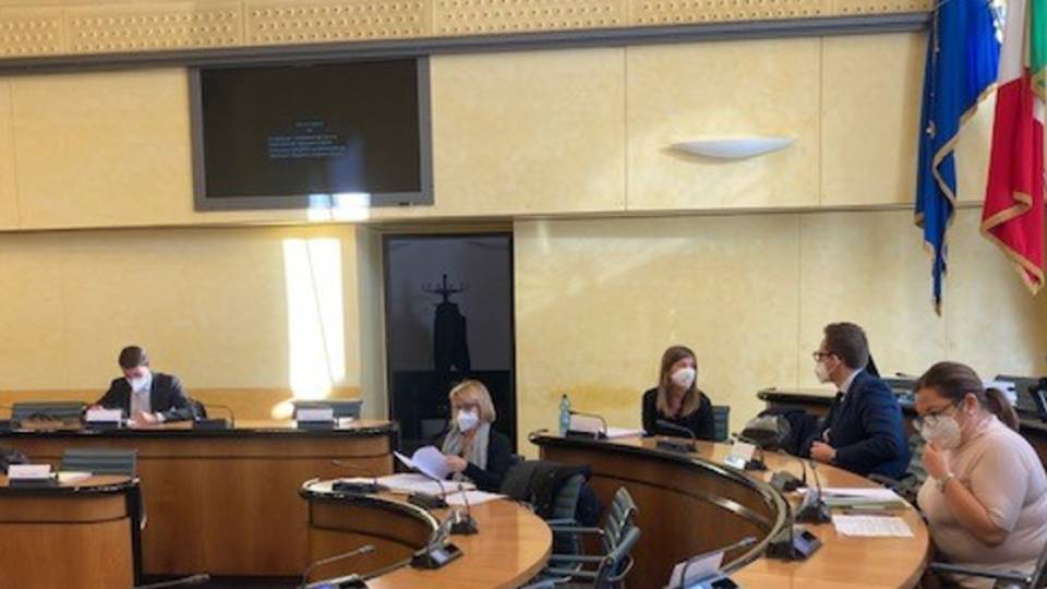 CRV - Sesta commissione - Più risorse per la cultura nei prossimi bilanci della regione Veneto CRV - Sesta commissione - Più risorse per la cultura nei prossimi bilanci della regione Veneto
