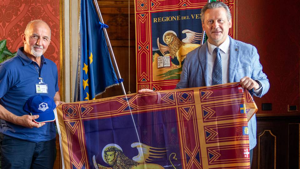 CRV - Franco Picco, la leggenda del motociclismo, ricevuto a palazzo Ferro Fini CRV - Franco Picco, la leggenda del motociclismo, ricevuto a palazzo Ferro Fini