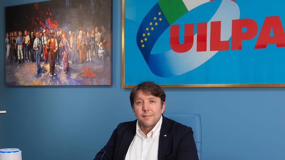 Colombi (Uilpa). Smart working: basta polemiche e affrontiamo i problemi in sede di contrattazione Colombi (Uilpa). Smart working: basta polemiche e affrontiamo i problemi in sede di contrattazione