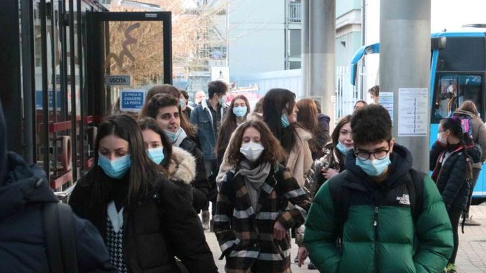 Scuole al via Sempre meno iscritti Scuole al via Sempre meno iscritti