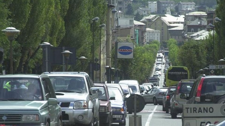 Da Torino a Tirano E la tangenziale parte Da Torino a Tirano E la tangenziale parte