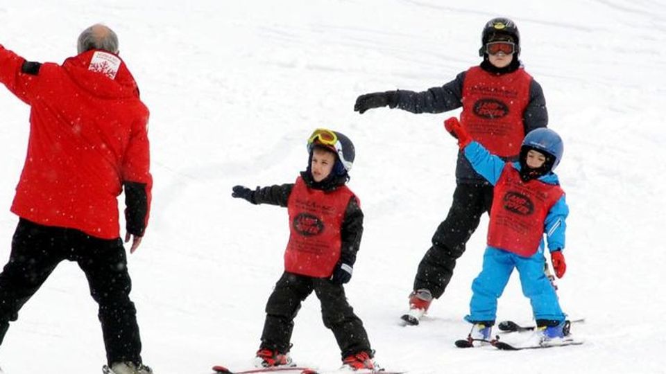 Lo skipass gratuito per i ragazzi in Valle «Bisogna ripartire» Lo skipass gratuito per i ragazzi in Valle «Bisogna ripartire»