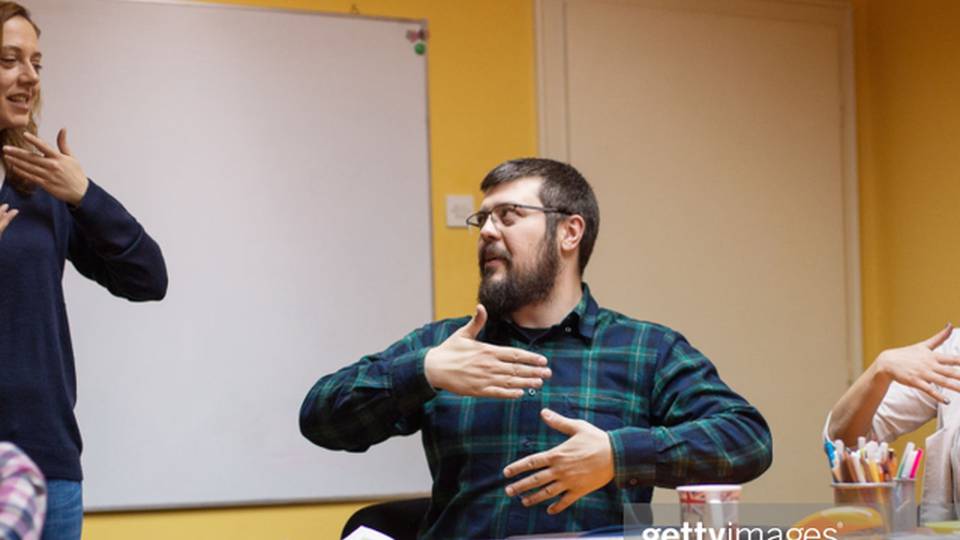 CRV - Lingua dei segni all'attenzione della Quinta commissione CRV - Lingua dei segni all'attenzione della Quinta commissione